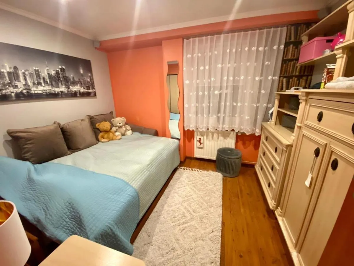 Warsaw Garden Apartment 70M2