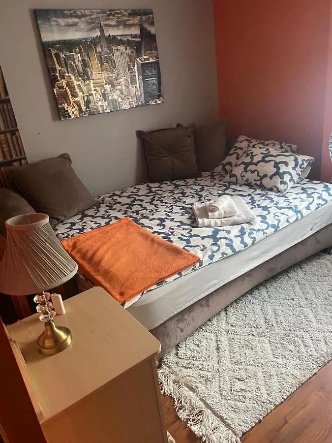 Warsaw Garden Apartment 70M2 Polen
