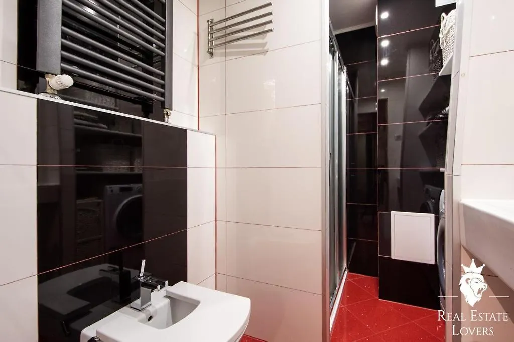 Warsaw Garden Apartment 70M2